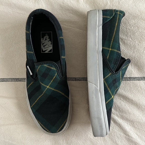 Vans Slip On in Tartan Plaid - Picture 2 of 6